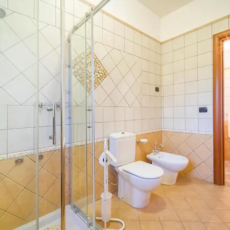 Awesome Home In Caronia * Caronia