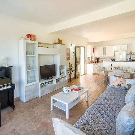 Awesome Home In Caronia Caronia